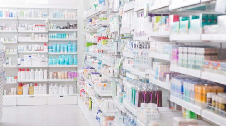 page_pharmacie-2 intérieur d'une pharmacie